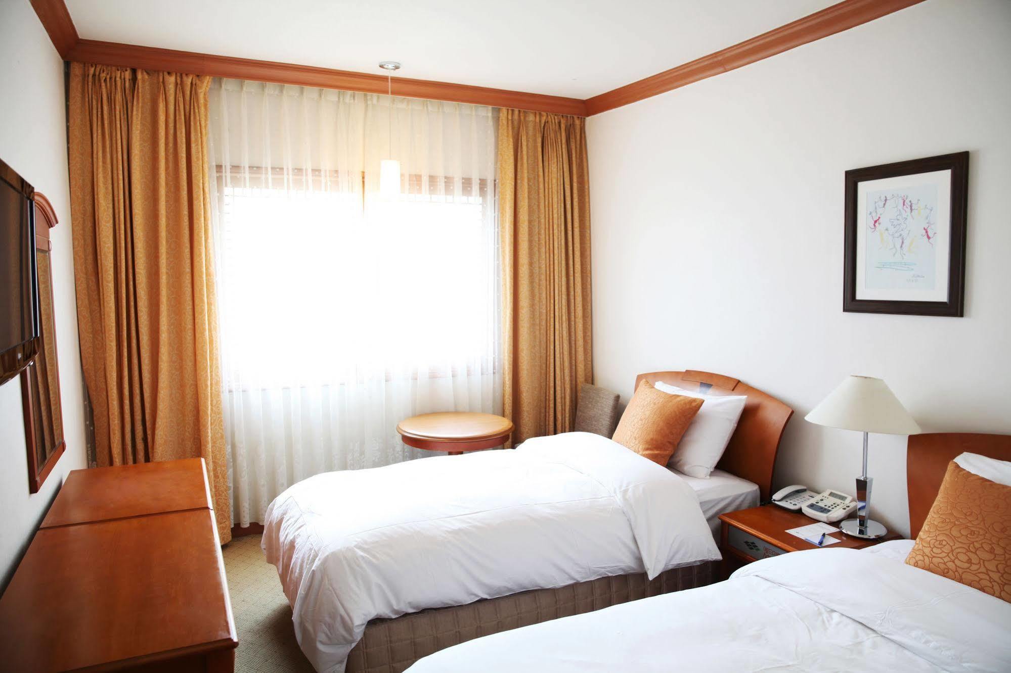 Admiral Hotel Geoje Zewnętrze zdjęcie