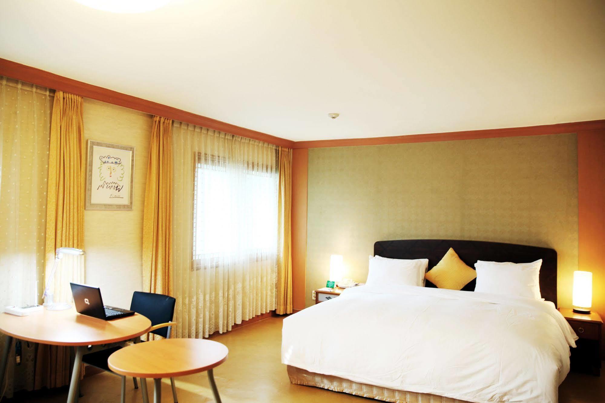 Admiral Hotel Geoje Zewnętrze zdjęcie